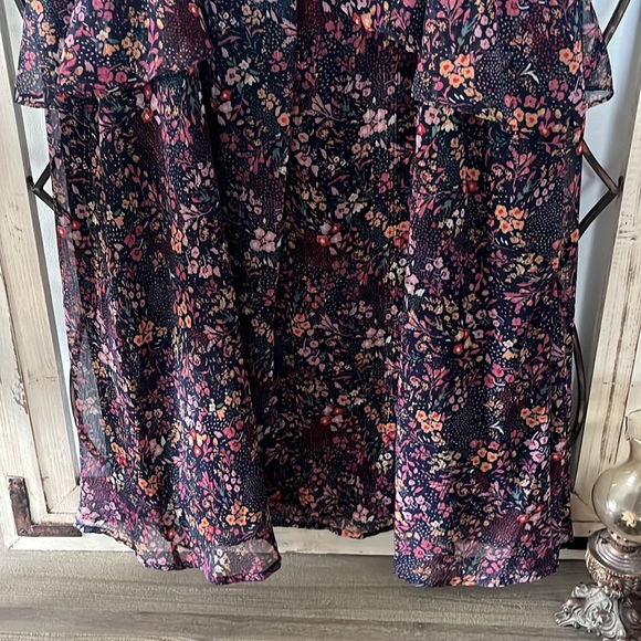NWT Arula Floral Ruffle Accent Dress - Picture 7 of 10